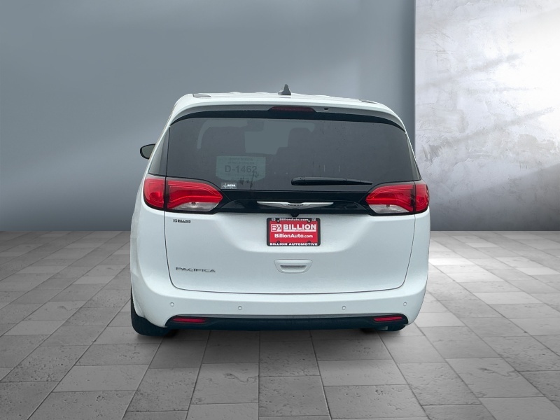 2027 Chrysler Pacifica