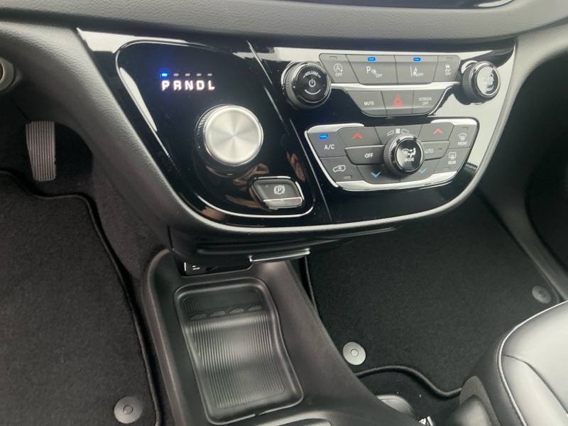 2027 Chrysler Pacifica