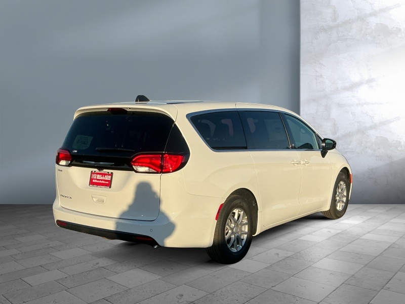 2027 Chrysler Pacifica