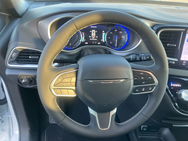 2027 Chrysler Pacifica