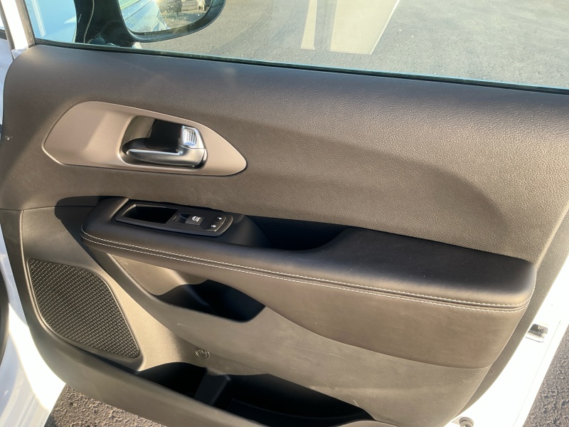 2027 Chrysler Pacifica