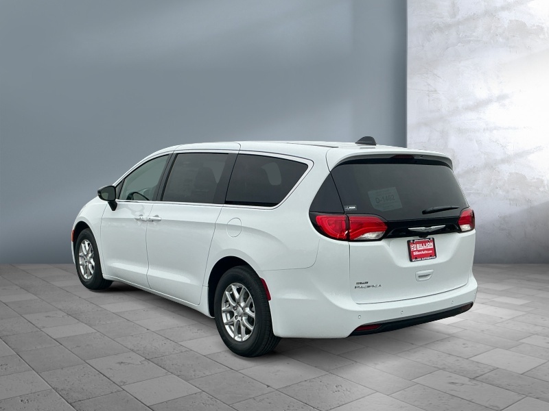 2027 Chrysler Pacifica