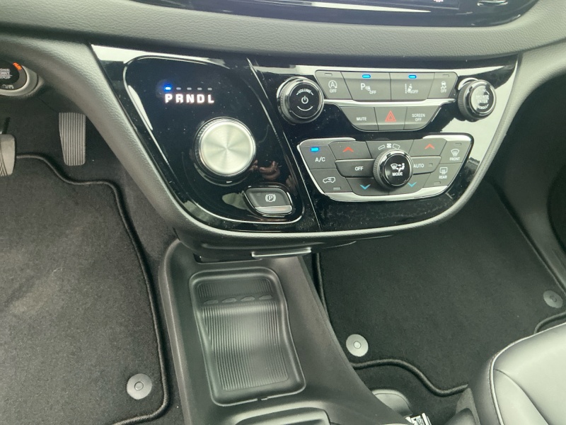 2027 Chrysler Pacifica