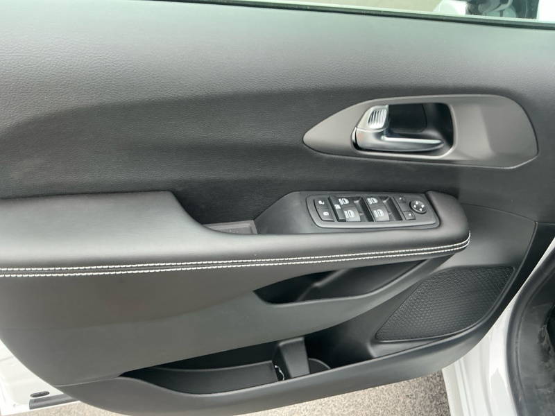 2027 Chrysler Pacifica