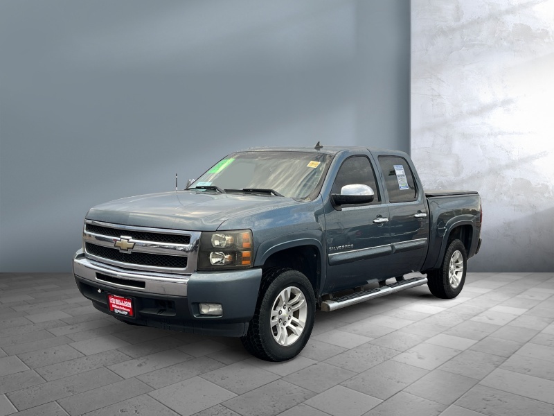 Used 2011 Chevrolet Silverado 1500 LT Trucks