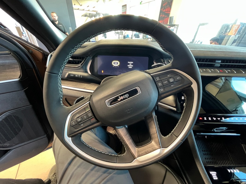 2027 Jeep Grand Cherokee L