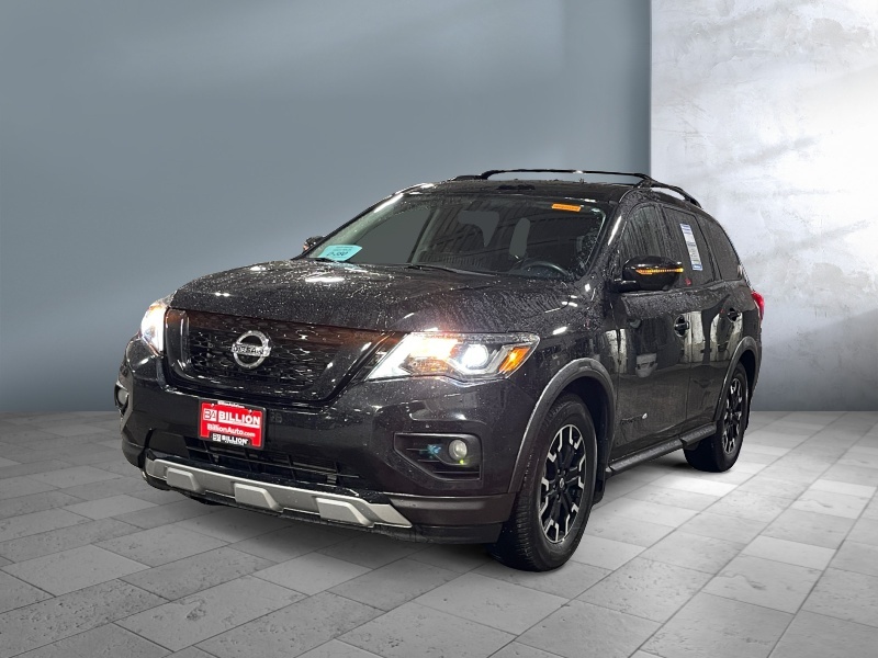 Used 2020 Nissan Pathfinder SL SUV