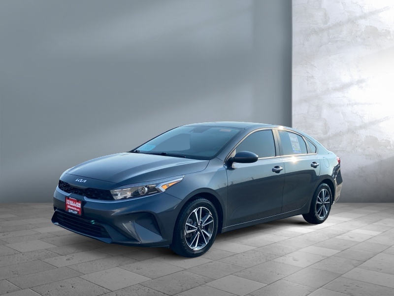 New 2022 Kia Forte FE Car