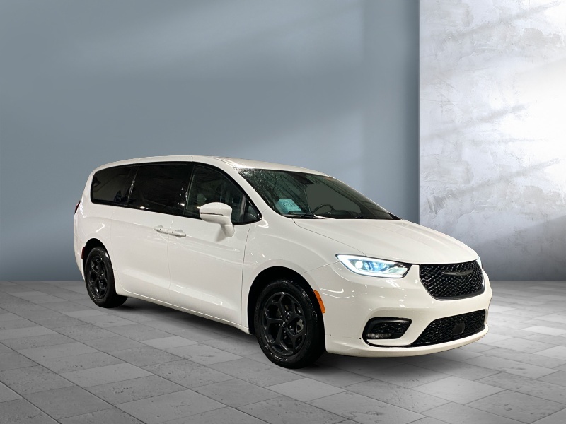 2022 Chrysler Pacifica