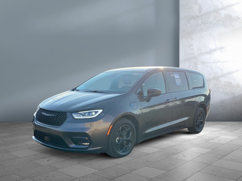 Used 2022 Chrysler Pacifica Hybrid Touring L Van