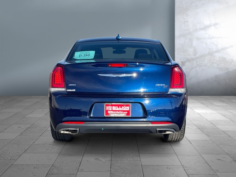 2015 Chrysler 300