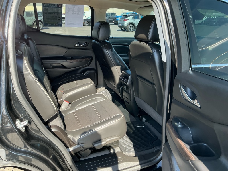 2022 GMC Acadia