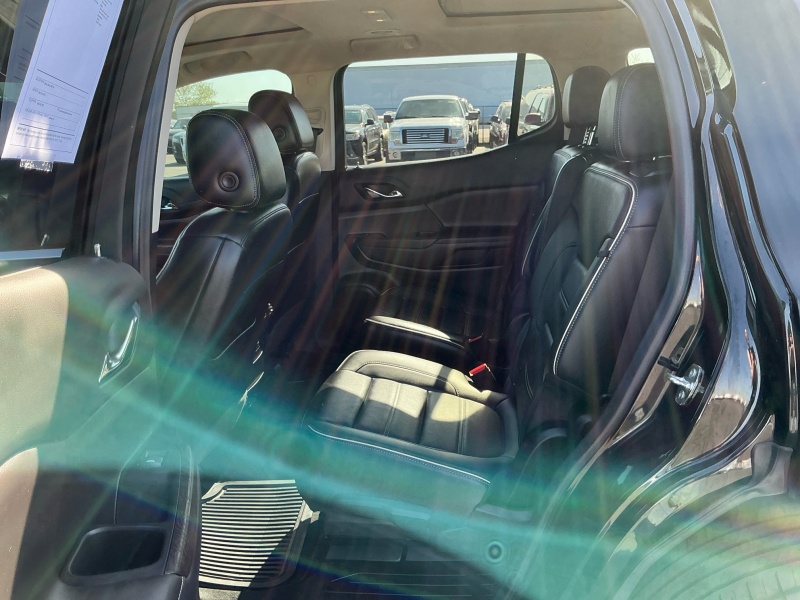 2022 GMC Acadia