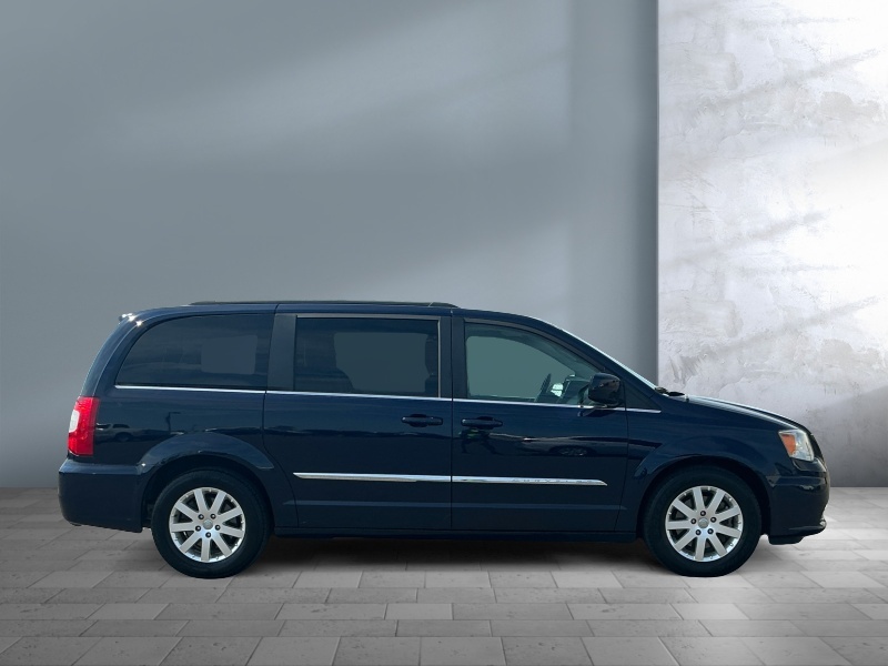 2015 Chrysler Town and Country