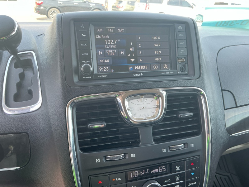 2015 Chrysler Town and Country