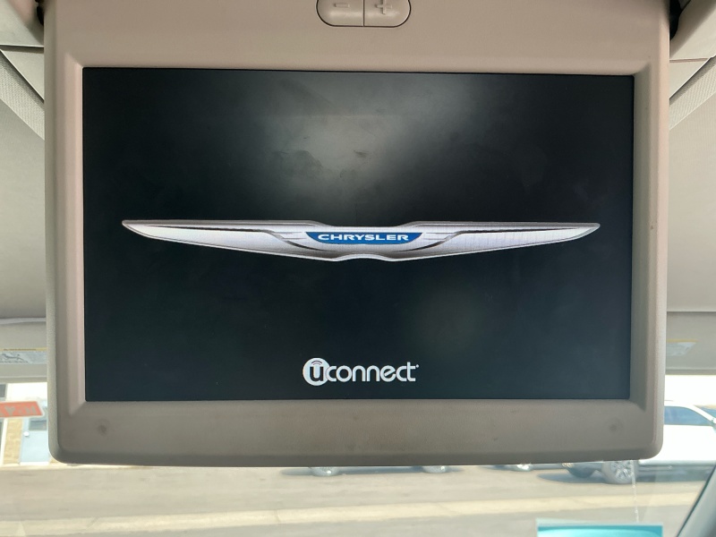 2015 Chrysler Town and Country