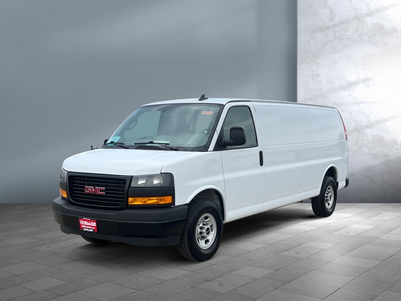 2023 GMC Savana