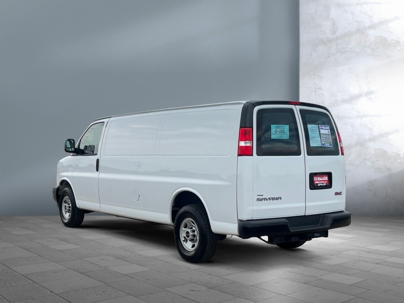 2023 GMC Savana Cargo Van