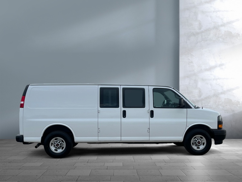 2023 GMC Savana Cargo Van