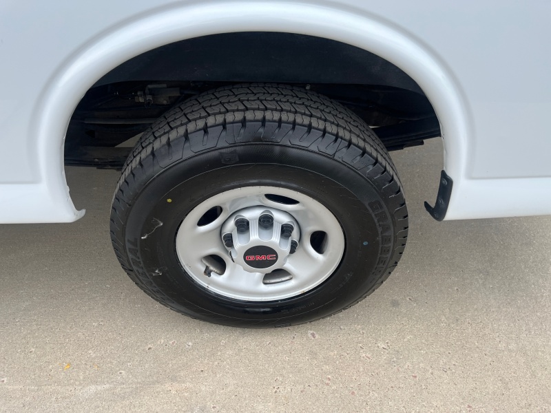 2023 GMC Savana Cargo Van