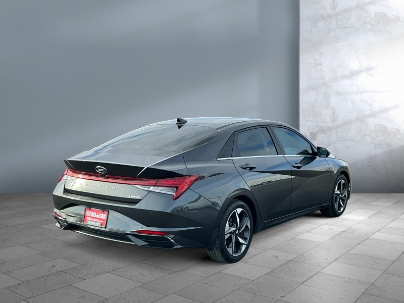 2022 Hyundai Elantra