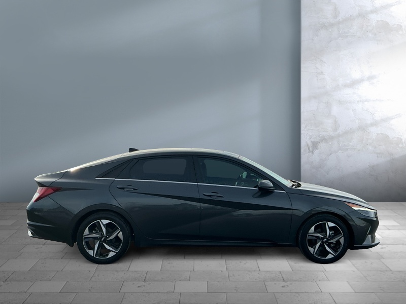 2022 Hyundai Elantra