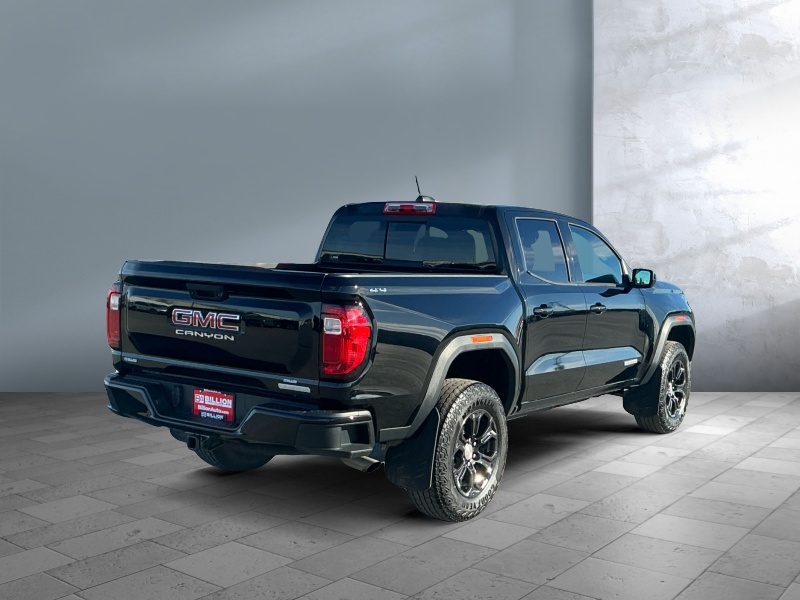 2023 GMC Canyon
