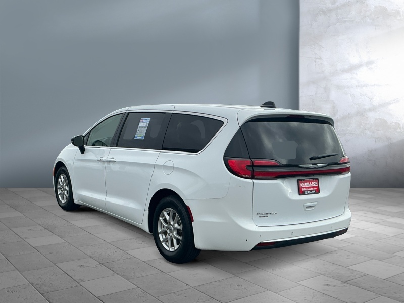 2024 Chrysler Pacifica