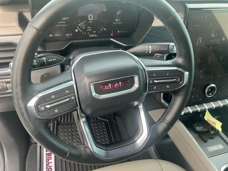 2025 GMC Acadia