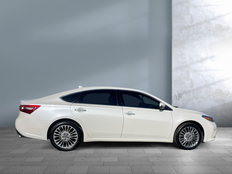 2016 Toyota Avalon