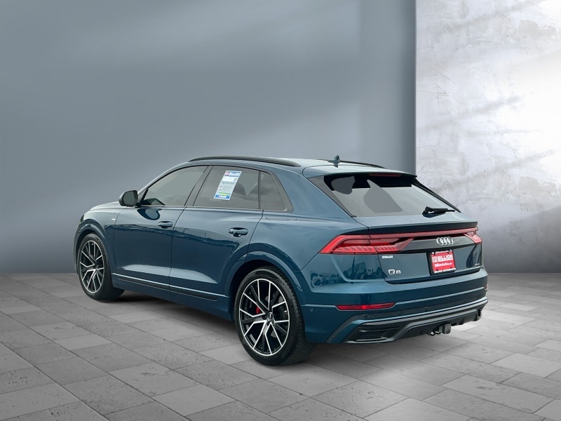 2022 Audi Q8