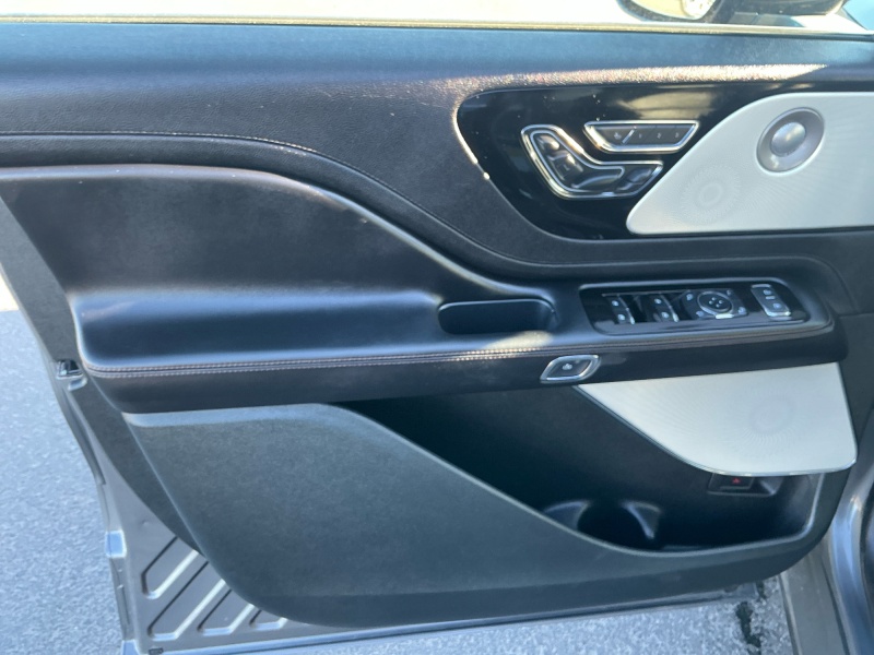 2023 Lincoln Aviator