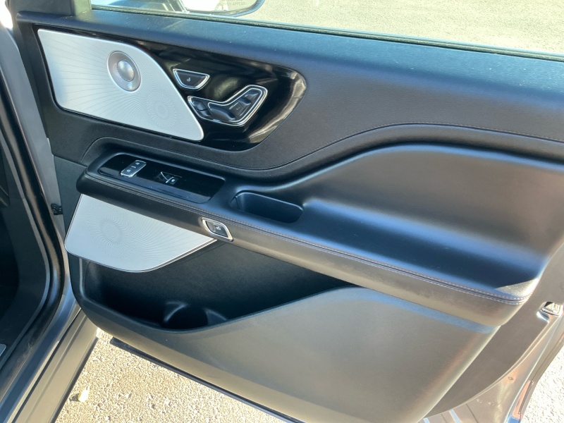 2023 Lincoln Aviator