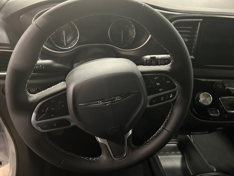 2026 Chrysler Voyager