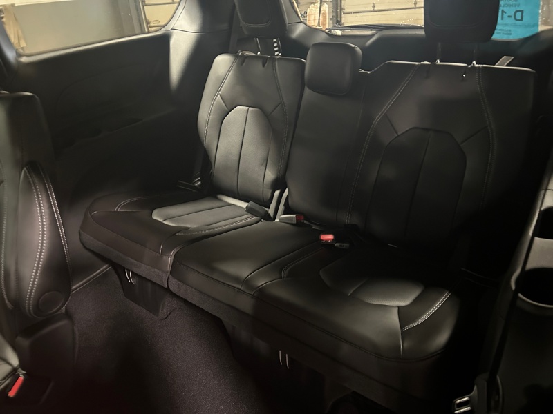 2026 Chrysler Voyager