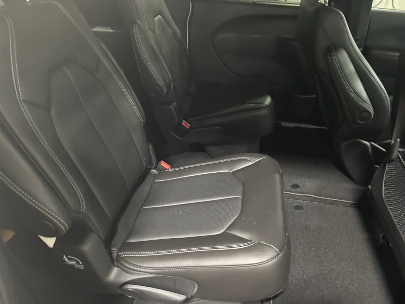 2026 Chrysler Voyager