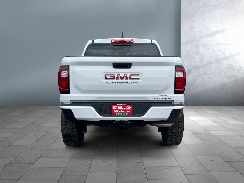 2024 GMC Canyon