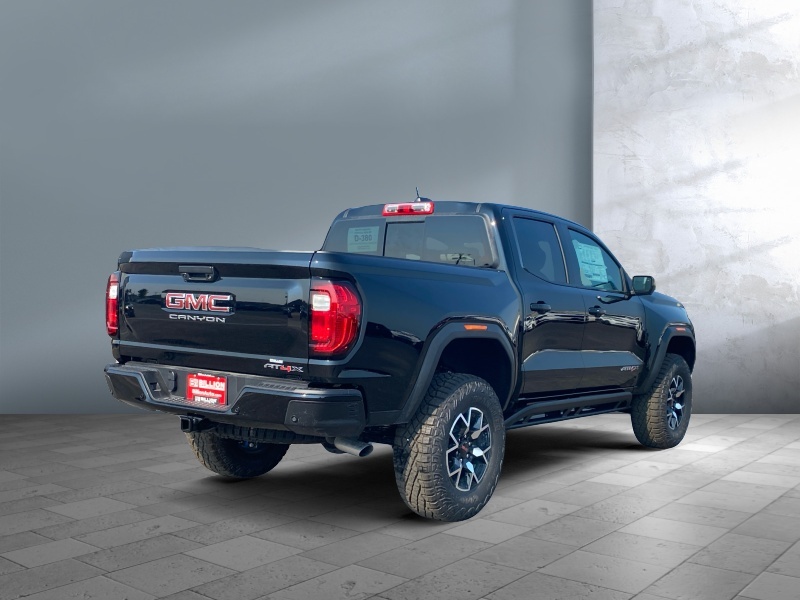 2024 GMC Canyon