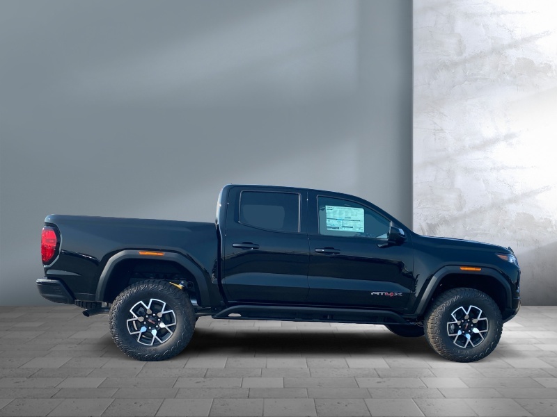 2024 GMC Canyon