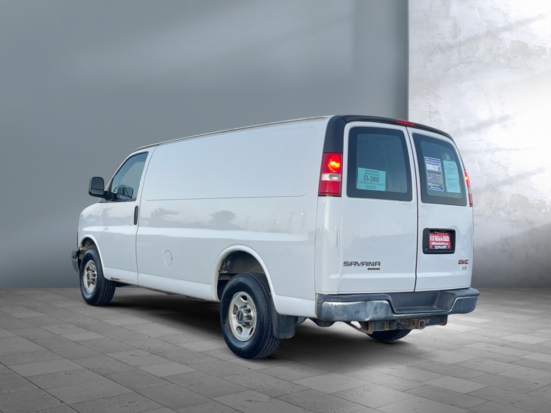 2015 GMC Savana Cargo Van