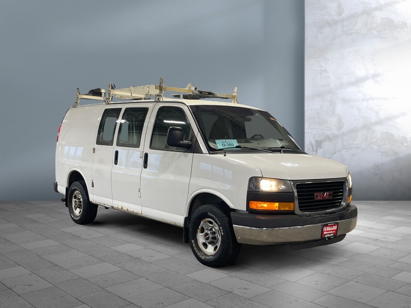 2013 GMC Savana Cargo Van