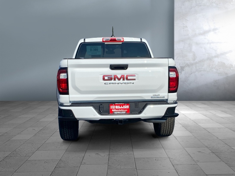 2024 GMC Canyon