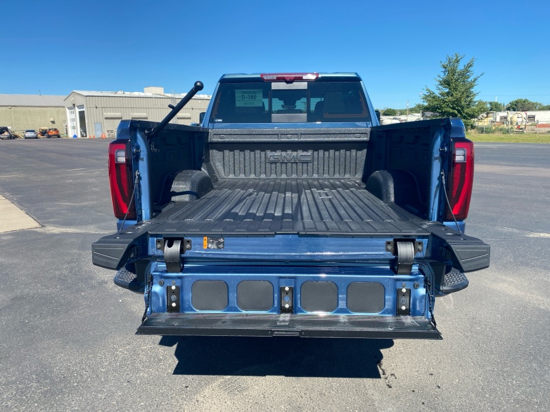 2025 GMC Sierra 3500HD