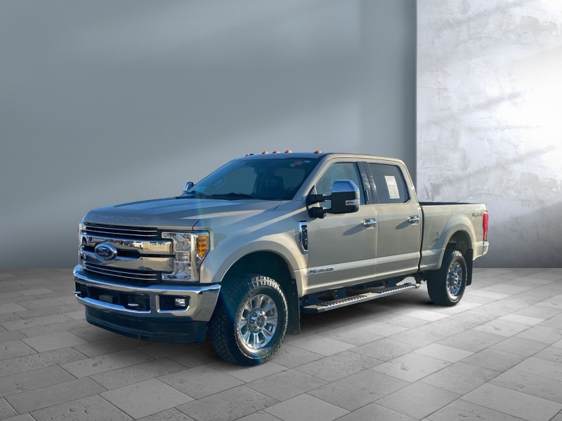 Used 2017 Ford Super Duty F-250 SRW Lariat Truck