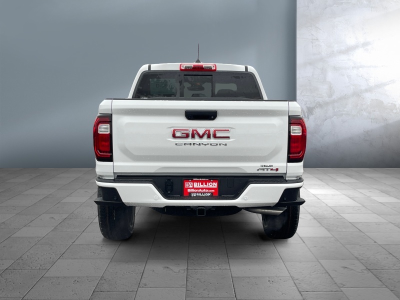 2024 GMC Canyon