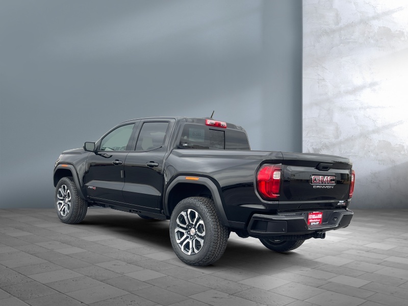 2024 GMC Canyon