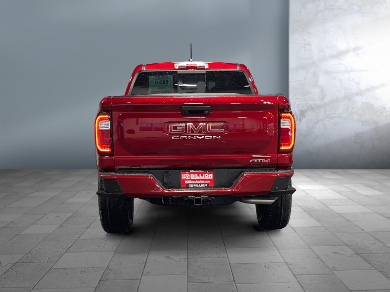 2024 GMC Canyon