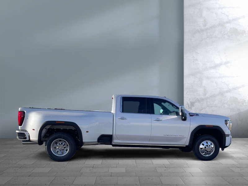 2025 GMC Sierra 3500HD