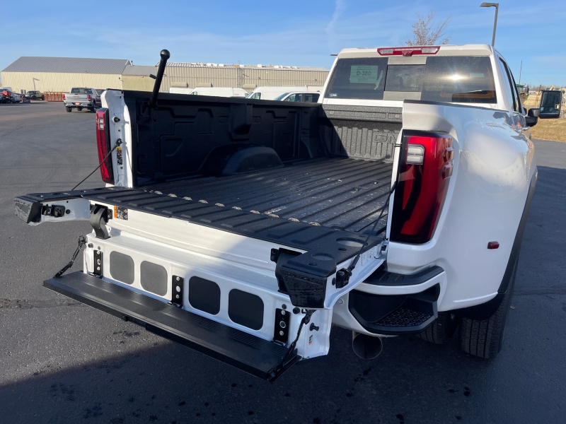 2025 GMC Sierra 3500HD