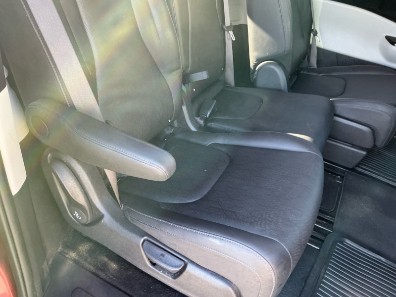 2024 Kia Carnival
